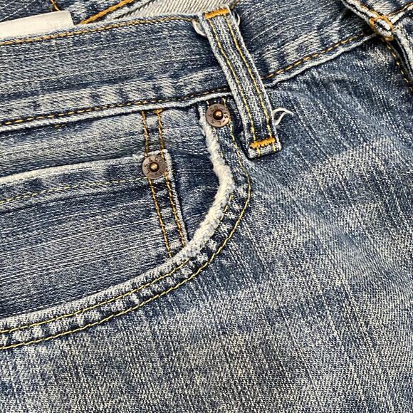 Levi's 559 Size 32 X 32 Jeans Relaxed Fit Straight Leg Distressed Cotton Denim - Picture 4 of 9